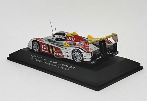Miniatura de carro Audi R10 TDI #2 Capello/Kristensen/McNish, Vencedor 24h Le Mans 2008, escala 1:43, marca IXO