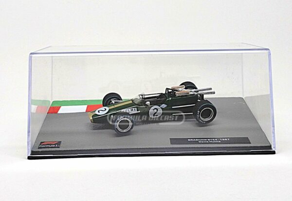 Miniatura de carro Brabham BT24 #2 D. Hulme, Campeão Mundial F1 1967, escala 1:43, marca Altaya