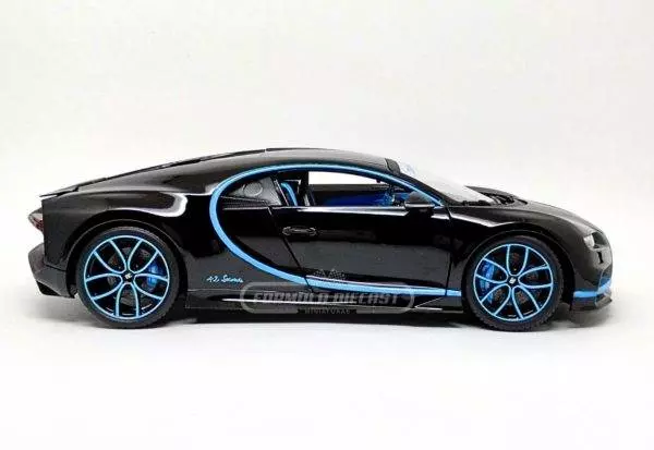 Miniatura de carro Bugatti Chiron Sport #42 J.P.Montoya, World Record Car, Preto, escala 1:18, marca Bburago