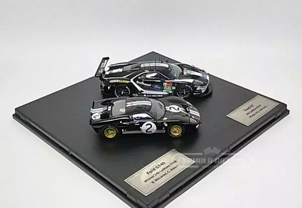 Miniatura de carro Ford GT40 MK II #2 1966 + Ford GT EcoBoost #66, 24h Le Mans 2019, escala 1:43, marca IXO