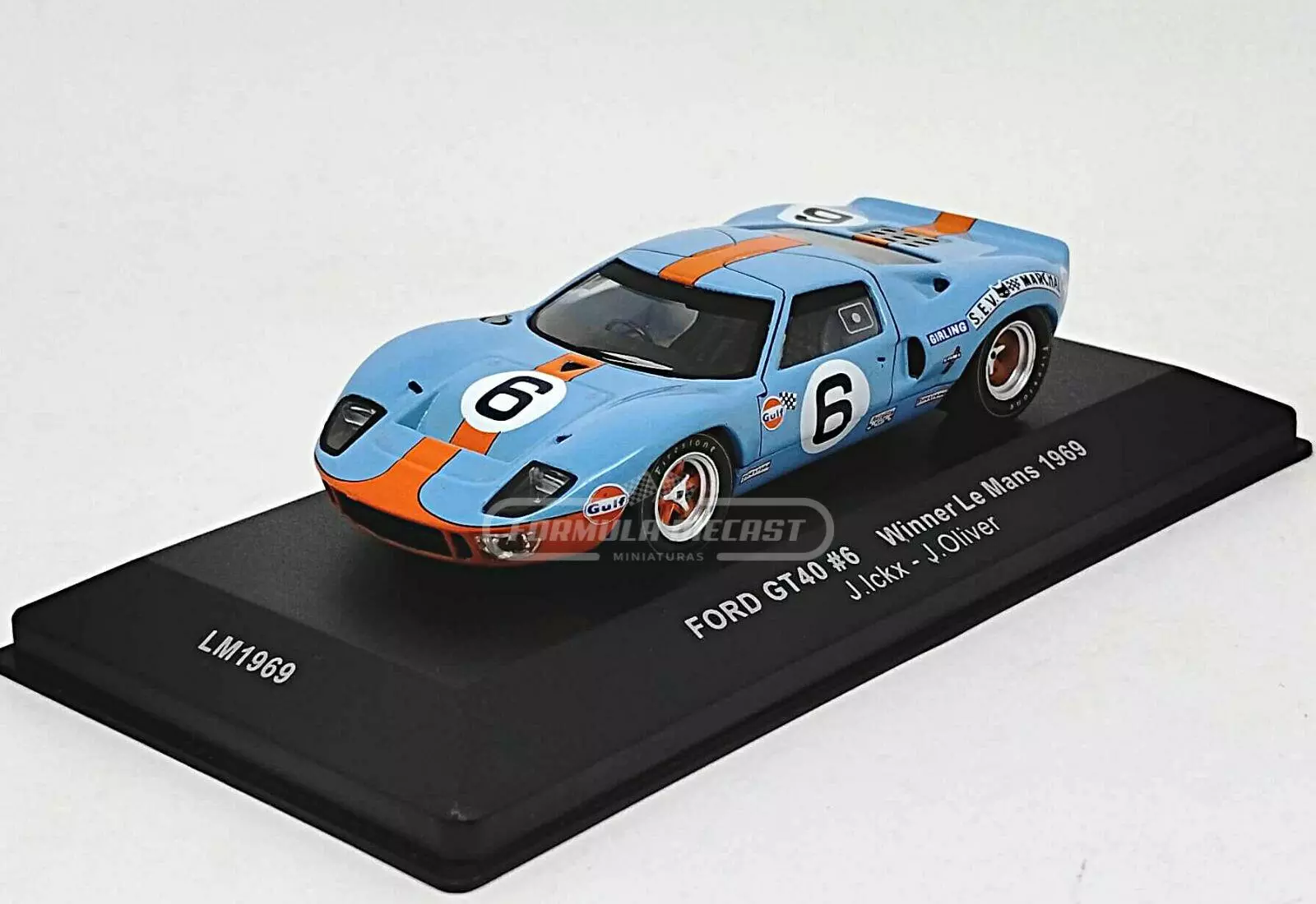 Miniatura de carro Ford GT40 MK I Gulf #6 Ickx/Oliver, Vencedor 24h Le Mans 1969, escala 1:43, marca IXO