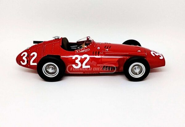 Miniatura de carro Maserati 250F #32 J.M.Fangio, Vencedor GP de Mônaco, Campeão Mundial F1 1957, escala 1:18, marca CMR