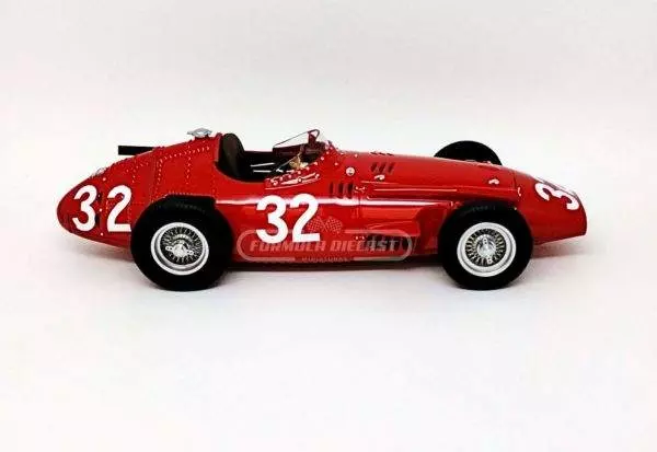 Miniatura de carro Maserati 250F #32 J.M.Fangio, Vencedor GP de Mônaco, Campeão Mundial F1 1957, escala 1:18, marca CMR