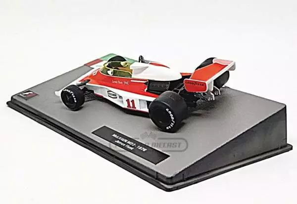 Miniatura de carro McLaren M23 #11 James Hunt, Campeão Mundial F1 1976, escala 1:43, marca Altaya