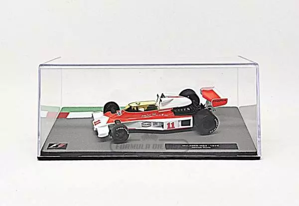 Miniatura de carro McLaren M23 #11 James Hunt, Campeão Mundial F1 1976, escala 1:43, marca Altaya