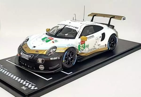 Miniatura de carro Porsche 911 (991) RSR #92 - Porsche GT Team - 24h Le Mans 2019, escala 1:18, marca IXO