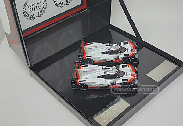 Miniatura de carro Porsche 919 Hybrid #1 e #2, Vencedor 24h Le Mans 2017, escala 1:43, marca IXO