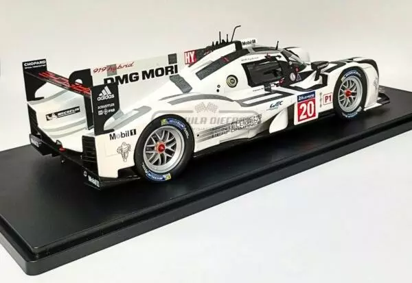 Miniatura de carro Porsche 919 Hybrid #20 Bernhard/Webber/Hartley, 24h Le Mans 2014, escala 1:18, marca IXO