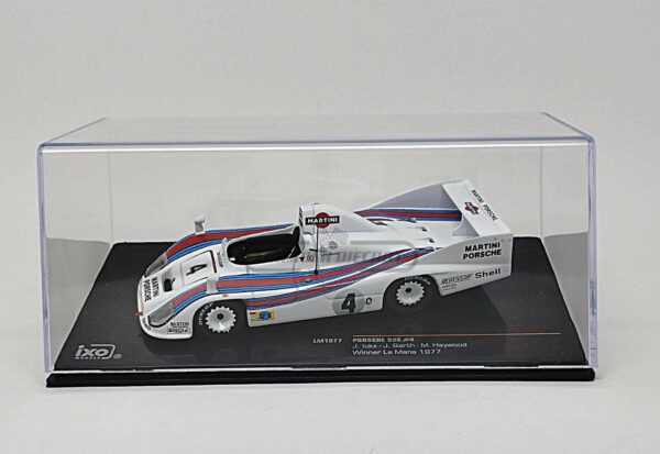 Miniatura de carro Porsche 936/77 #4 Ickx/Barth/Haywood, Vencedor 24h Le Mans 1977, escala 1:43, marca IXO