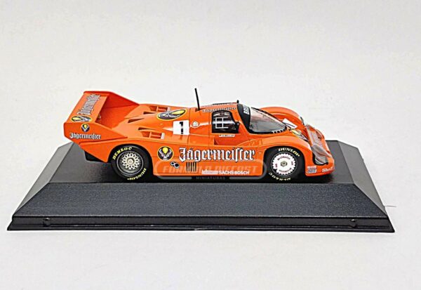Miniatura de carro Porsche 956K #1 Stefan Bellof, Vencedor DRM Supersprint Nürburgring 1984, escala 1:43, marca CMR