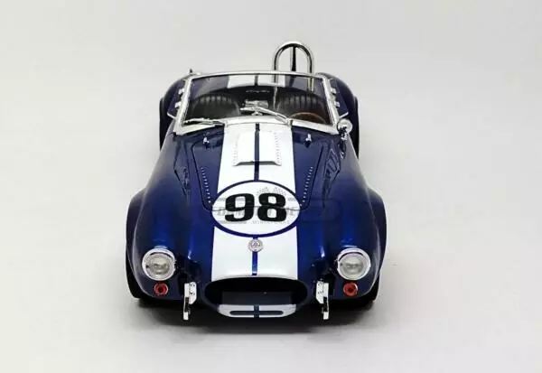 Miniatura de carro Shelby Cobra 427 S/C #98 1965, Azul c/ faixas Brancas, escala 1:18, marca Shelby Collectibles