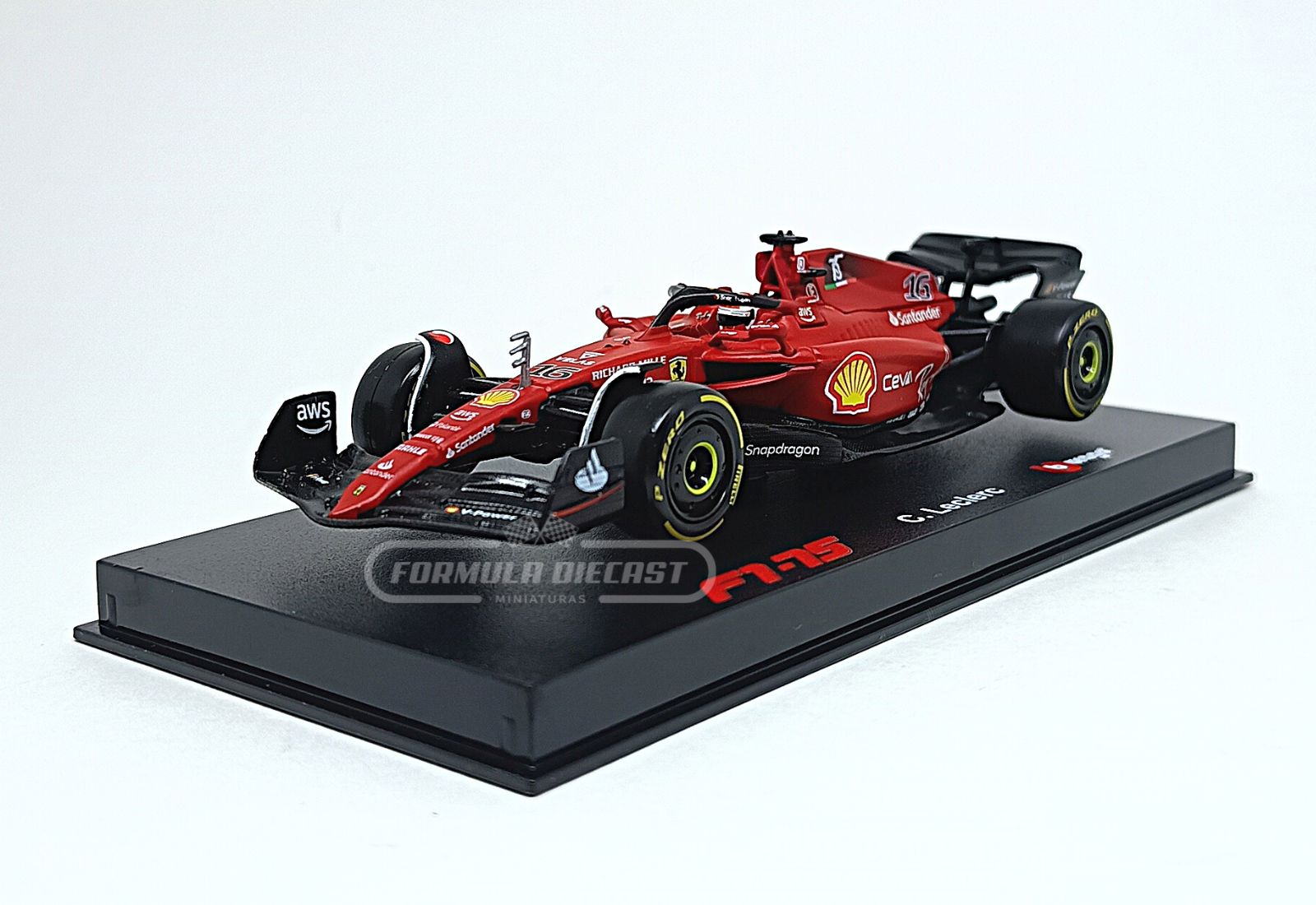 Miniatura de carro Ferrari F1-75 Charles Leclerc, F1 2022, escala 1:43, marca Bburago