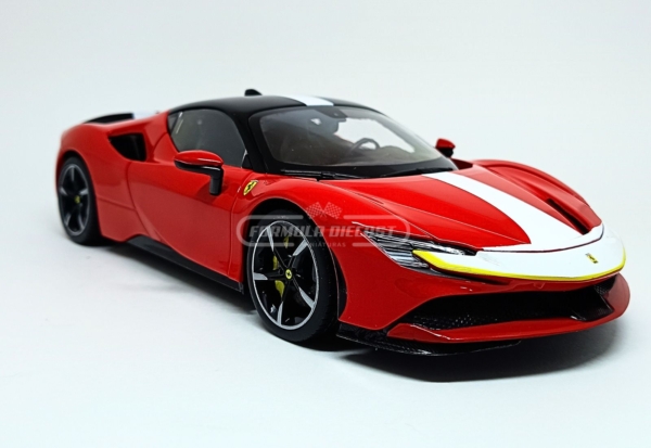 Miniatura de carro Ferrari SF90 Stradale Assetto Fiorano 2020, cor Rosso Corsa, escala 1:18, marca Bburago Signature