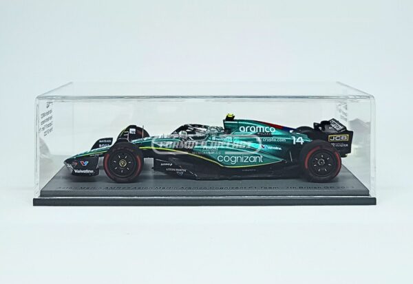 Miniatura de carro Aston Martin AMR23 #14 F. Alonso, 7º lugar GP Inglaterra F1 2023, escala 1:43, marca Spark