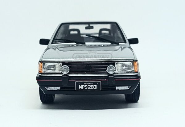 Miniatura de carro VW GOL GTS 1988, escala 1:24, marca California Classics