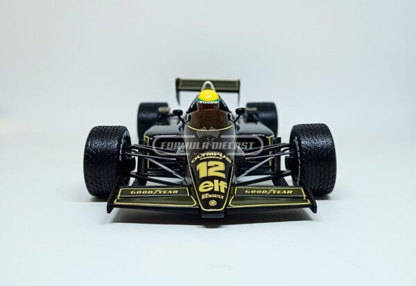 Miniatura de carro Lotus Renault 97T #12 Ayrton Senna - F1 GP de Portugal 1985, escala 1:18, marca Minichamps