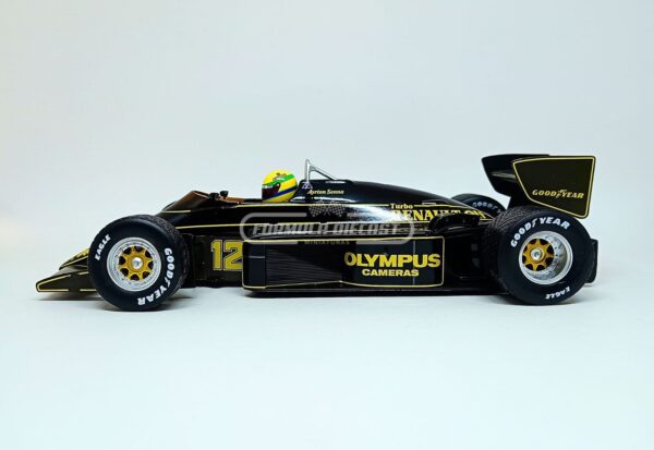 Miniatura de carro Lotus Renault 97T #12 Ayrton Senna - F1 GP de Portugal 1985, escala 1:18, marca Minichamps