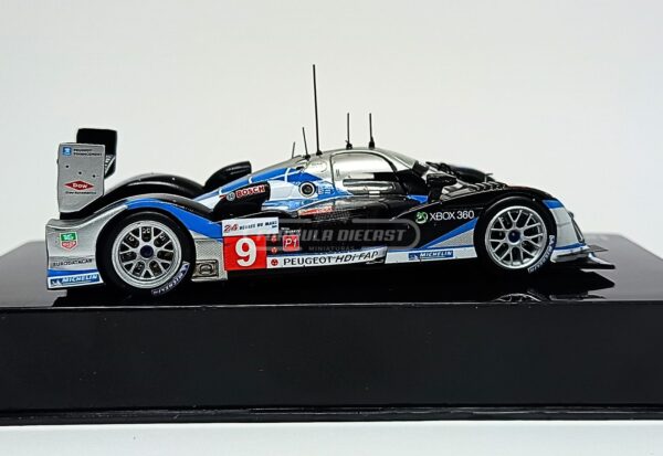 Miniatura de carro Peugeot 908 HDI FAP #9 M. Gene/A. Wurz/D. Brabham, vencedor 24h Le Mans 2009, escala 1:43, marca IXO