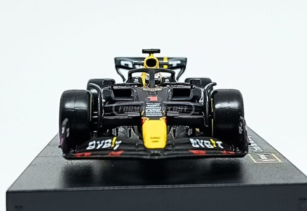 Miniatura de carro Red Bull RB19 #1 M. Verstappen (c/ piloto), GP de Miami, Campeão Mundial F1 2023, escala 1:43, marca Bburago