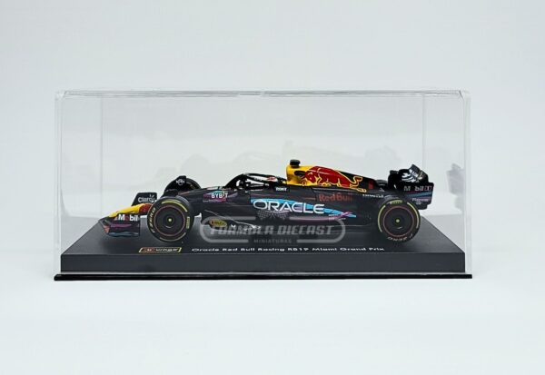 Miniatura de carro Red Bull RB19 #1 M. Verstappen (c/ piloto), GP de Miami, Campeão Mundial F1 2023, escala 1:43, marca Bburago