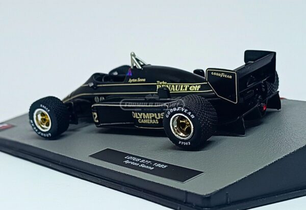 Miniatura de carro Lotus 97T #12 A. Senna, F1 1985, escala 1:43, marca Altaya