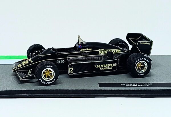 Miniatura de carro Lotus 97T #12 A. Senna, F1 1985, escala 1:43, marca Altaya