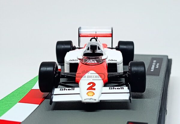 Miniatura de carro McLaren MP4/2B #2 A. Prost, Campeão Mundial F1 1985, escala 1:43, marca Altaya