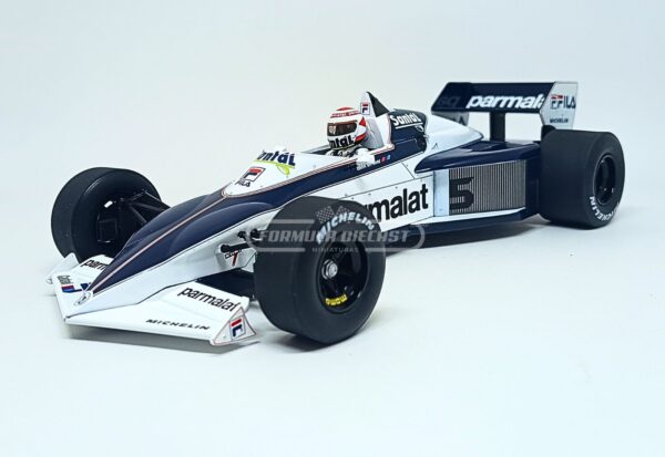 Miniatura de carro Brabham BT52 #5 N. Piquet, vencedor do GP do Brasil, Campeão Mundial F1 1983, escala 1:18, marca MCG