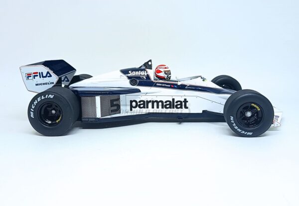 Miniatura de carro Brabham BT52 #5 N. Piquet, vencedor do GP do Brasil, Campeão Mundial F1 1983, escala 1:18, marca MCG