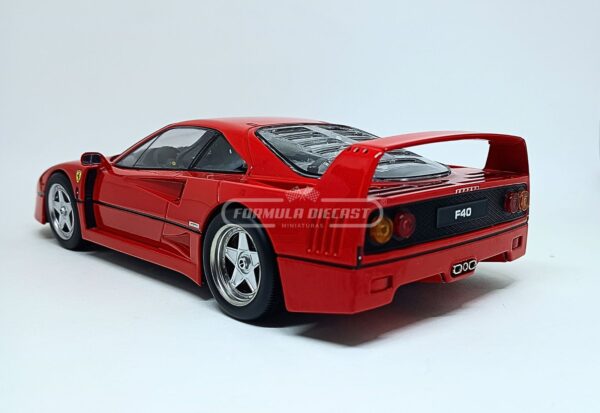 Miniatura de carro Ferrari F40 1987, cor vermelha, escala 1:18, marca KK-Scale