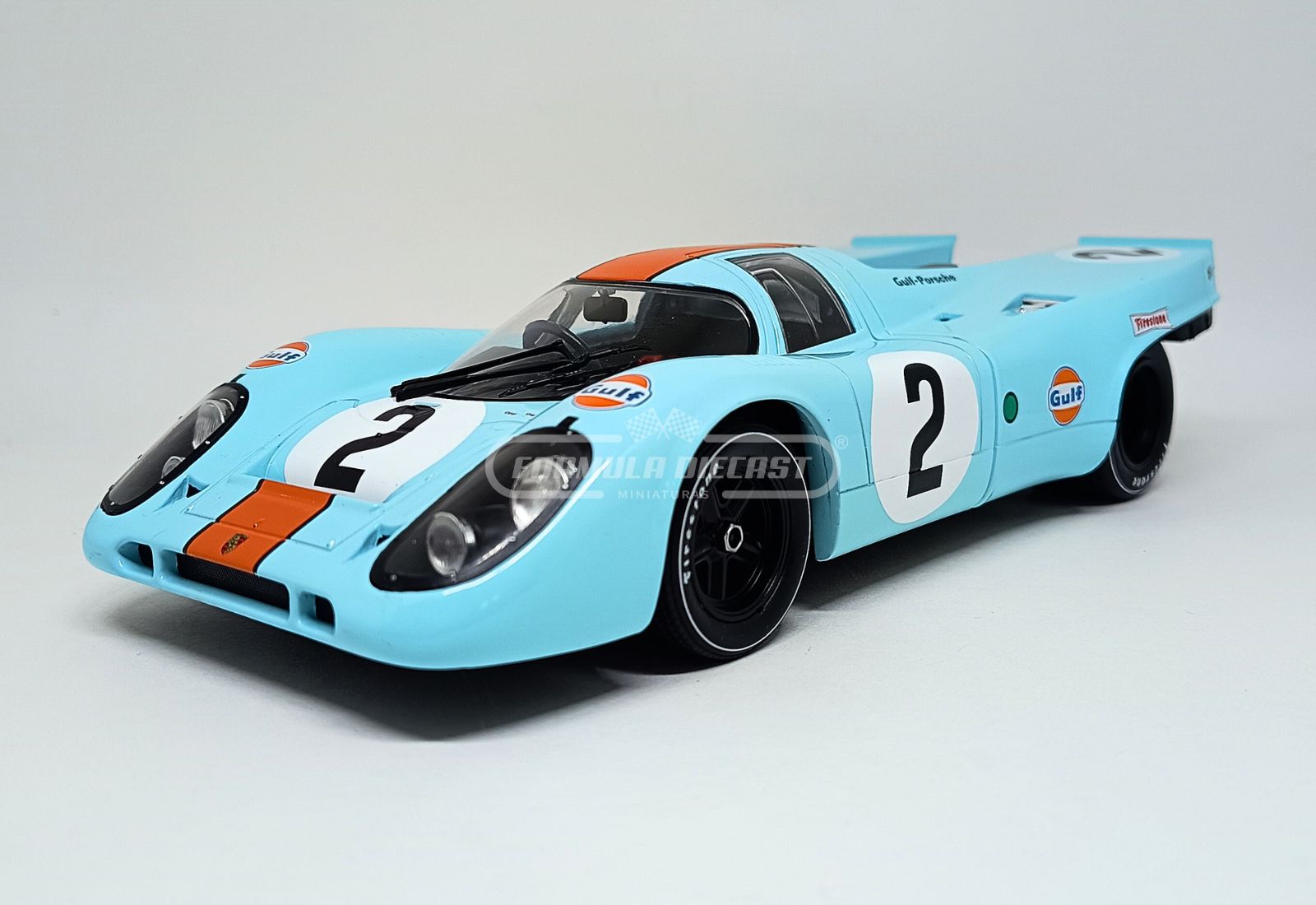 Miniatura de carro Porsche Gulf 917K #2 P. Rodriguez/L.Kinnunen/B. Redman, vencedor das 24h Daytona 1970, escala 1:18, marca CMR