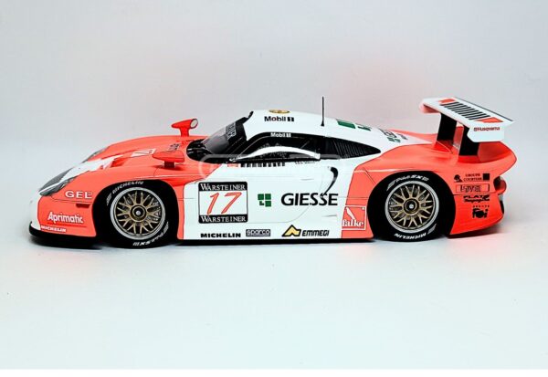 Miniatura de carro Porsche 911 GT1 #17 Collard/Baldi, FIA GT Championship 1997, escala 1:18, marca Werk83