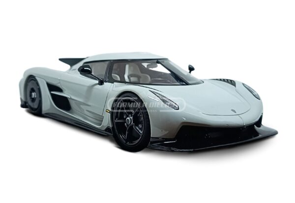 Miniatura de carro Koenigsegg Jesko Absolut 2022, cor cinza, escala 1:18, marca GT Spirit