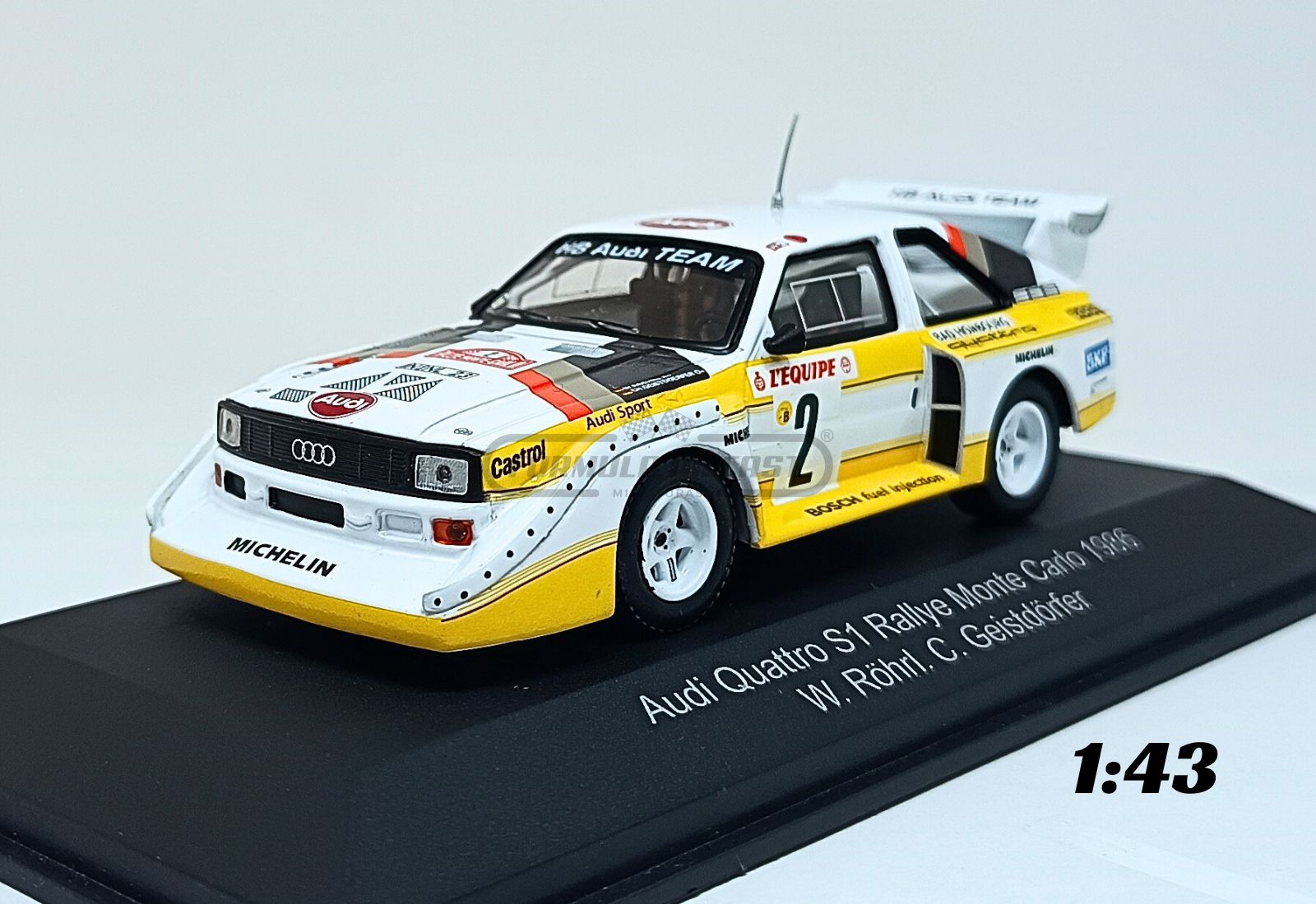 Miniatura de carro Audi Quattro Sport E2 #2 pilotado por Röhrl e Geistdörfer, 4º lugar no Rallye Monte Carlo 1986, escala 1:43, marca CMR