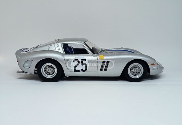 Miniatura de carro Ferrari 250 GTO #25 pilotado por Dumay e Dernier, 24h Le Mans 1963, escala 1:18, marca KK-Scale