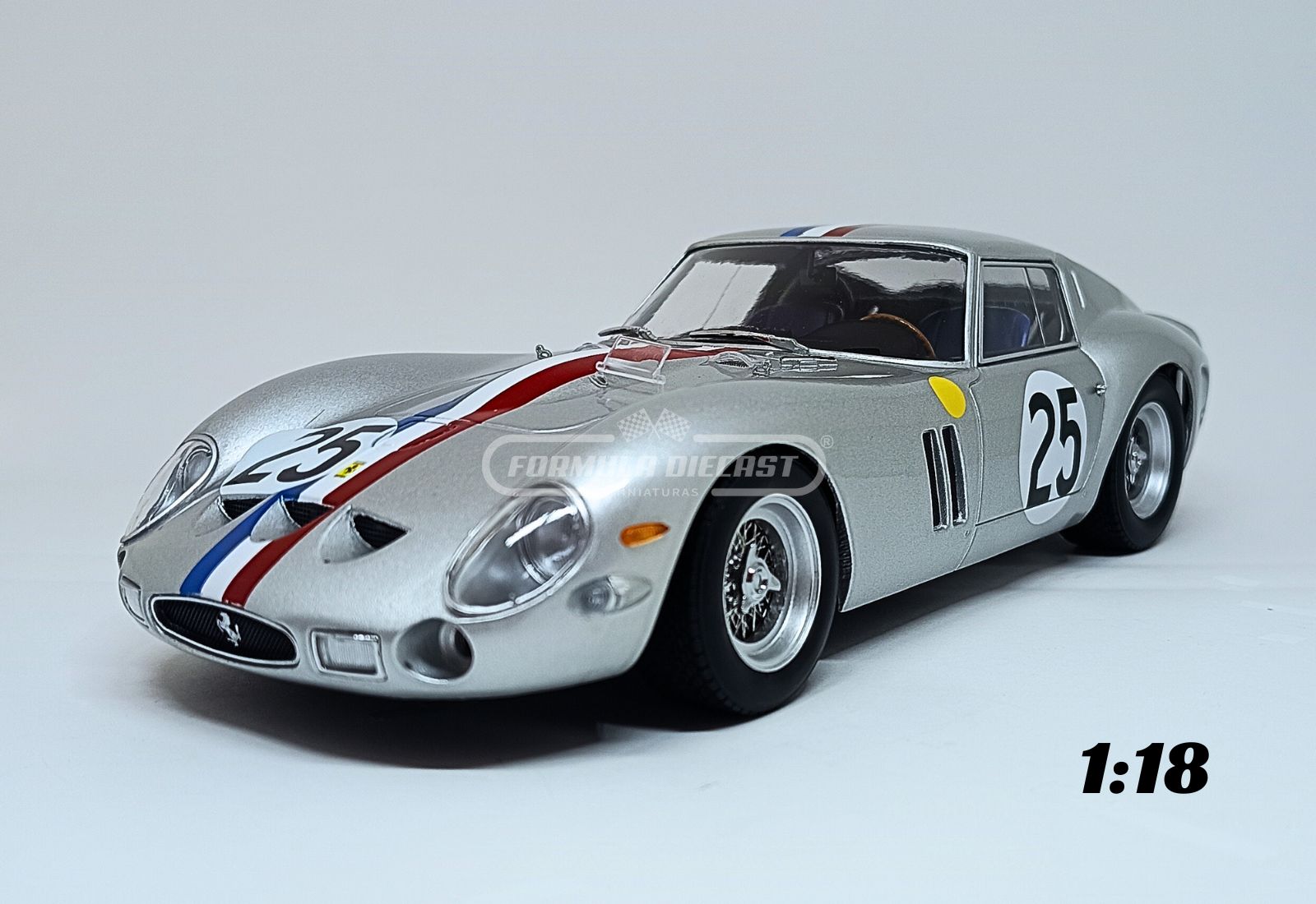 Miniatura de carro Ferrari 250 GTO #25 pilotado por Dumay e Dernier, 24h Le Mans 1963, escala 1:18, marca KK-Scale