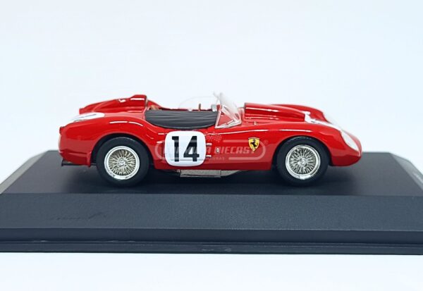 Miniatura de carro Ferrari 250 Testa Rossa #14 pilotado por Gendebien e Hill, vencedor das 24h de Le Mans 1958, escala 1:43, marca IXO