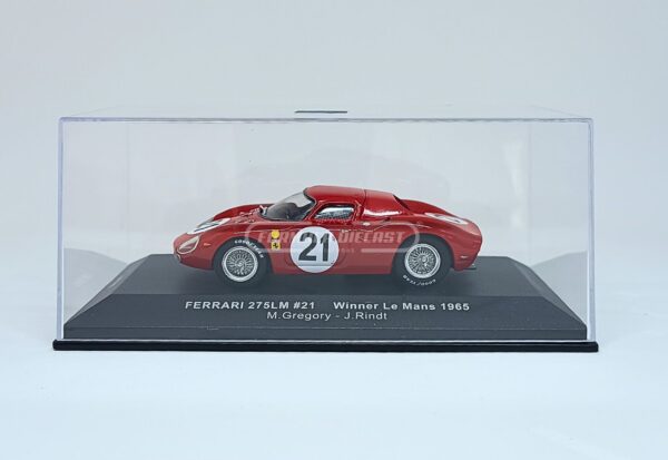 Miniatura de carro Ferrari 275 LM #21 pilotado por Rindt, Gregory e Hugus, vencedor das 24h de Le Mans 1965, escala 1:43, marca IXO