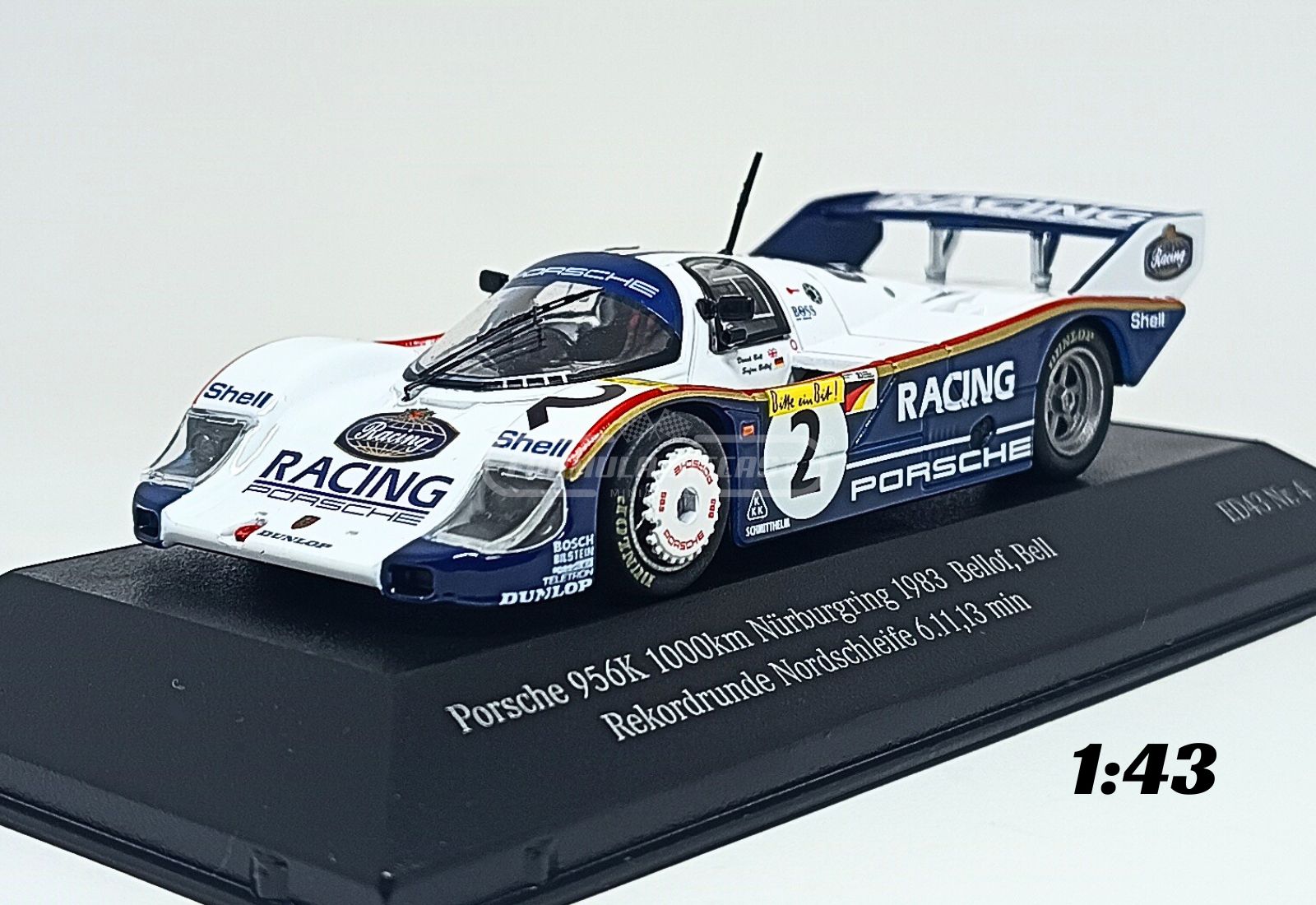 Miniatura de carro Porsche 956K #2 S. Bellof/D. Bell - Record Lap 6'11"13 @ 1000 km Nürburgring 1983 - escala 1:43, marca CMR