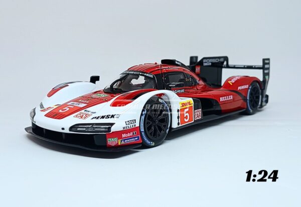 Miniatura de carro Porsche 963 #5 D. Cameron/M. Christensen/F. Makowiecki, 24h Le Mans 2023, escala 1:24, marca Bburago