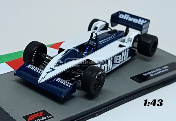 Miniatura de carro Brabham BMW BT55 #7 pilotado por Riccardo Patrese na temporada F1 1986, escala 1:43, marca Altaya