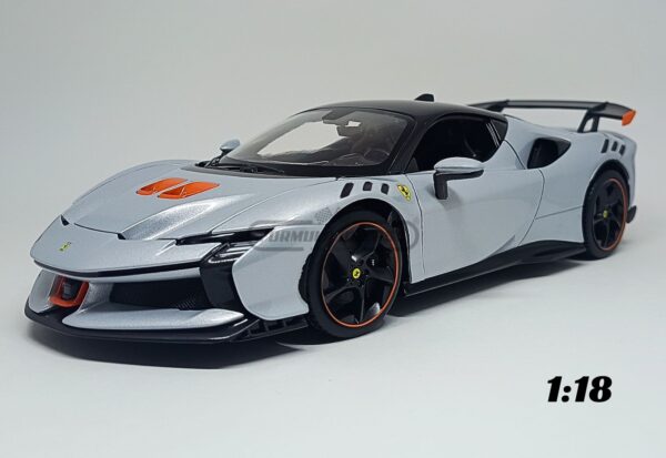 Miniatura de carro Ferrari SF90XX Stradale 2024, cor Grigio Alloy, escala 1:18, marca Bburago