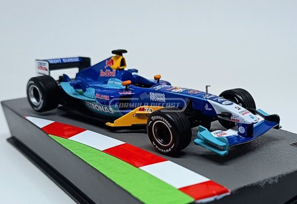 Miniatura de carro Sauber C23 #12 pilotado por Felipe Massa na temporada F1 2004, escala 1:43, marca Altaya