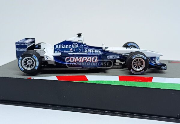 Miniatura de carro Williams-BMW FW23 #5 pilotado por Ralf Schumacher na temporada F1 2001, escala 1:43, marca Altaya