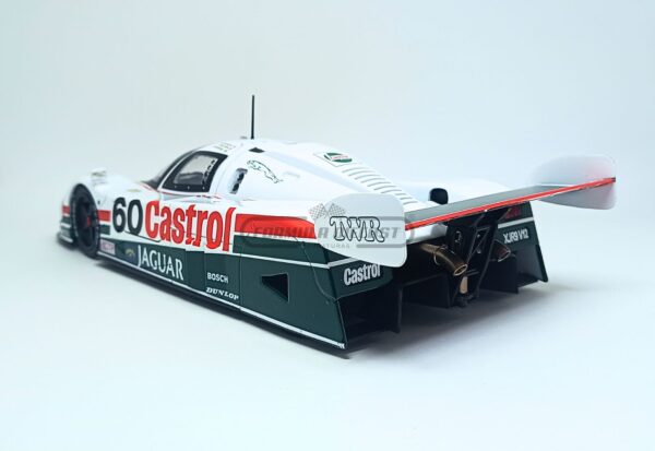 Miniatura de carro Jaguar XJR-9 #60 Brundle/Boesel/Nielsen, vencedor 24h Daytona 1988, escala 1:18, marca CMR