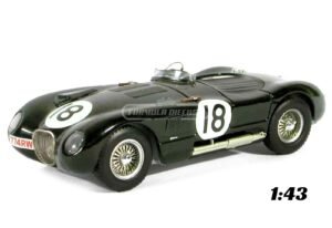 Miniatura de carro Jaguar XK120 C-Type #18 pilotado por Rolt e Hamilton, vencedor 24h Le Mans 1953, escala 1:43, marca Altaya