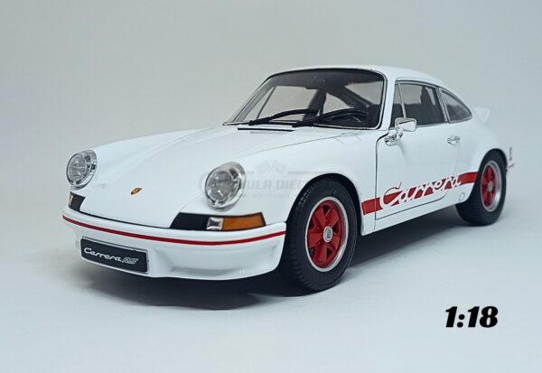 Miniatura de carro Porsche 911 Carrera RS 2.7 1973, cor Branco e Vermelho, escala 1:18, marca Welly