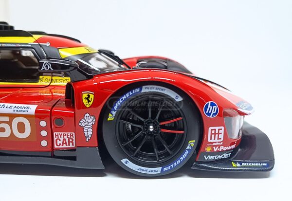 Miniatura de carro Ferrari 499P #50, pilotado por A. Fuoco/M. Molina/N. Nielsen, vencedor das 24h Le Mans 2024, escala 1:18, marca Bburago