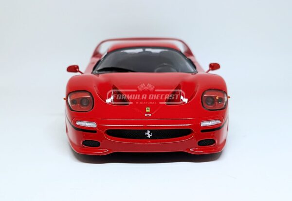 Miniatura de carro Ferrari F50 Hardtop 1995, cor Rosso Corsa, escala 1:18, marca KK-Scale