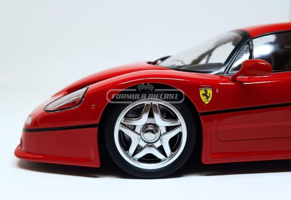 Miniatura de carro Ferrari F50 Hardtop 1995, cor Rosso Corsa, escala 1:18, marca KK-Scale